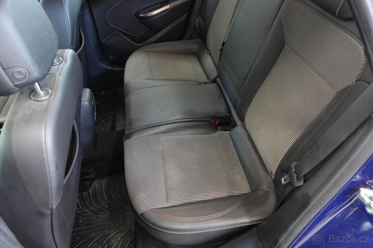 Opel Astra 1.4T , 103 kW benzín, 2011 - 6