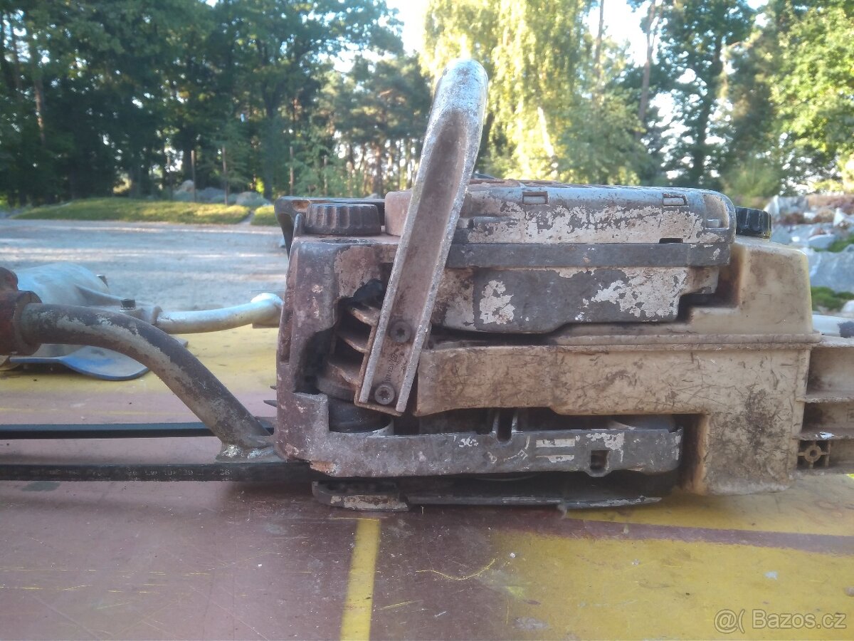 Motorová pila, odkorňovač - 6