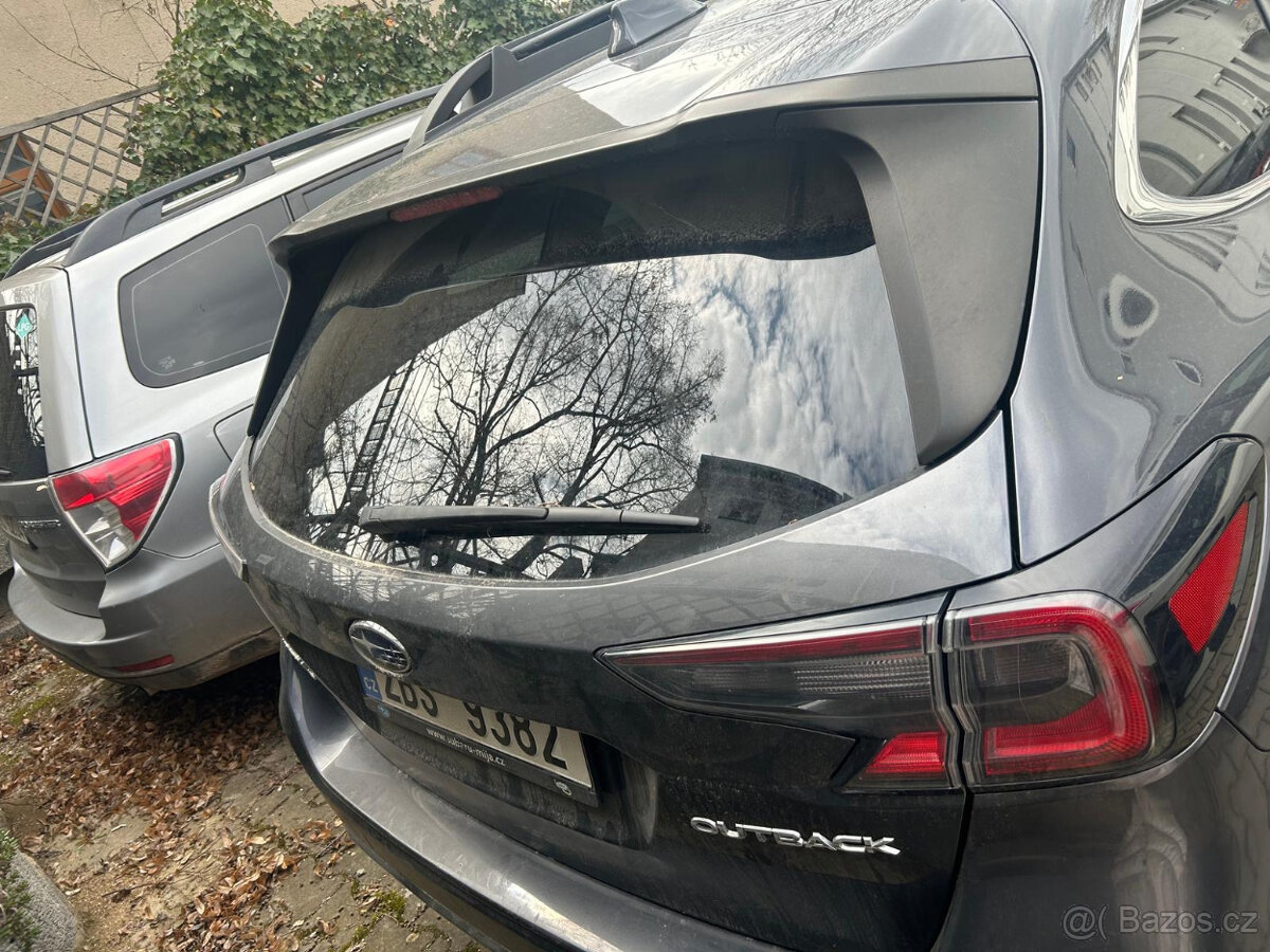 Subaru Outback po nehodě - 6