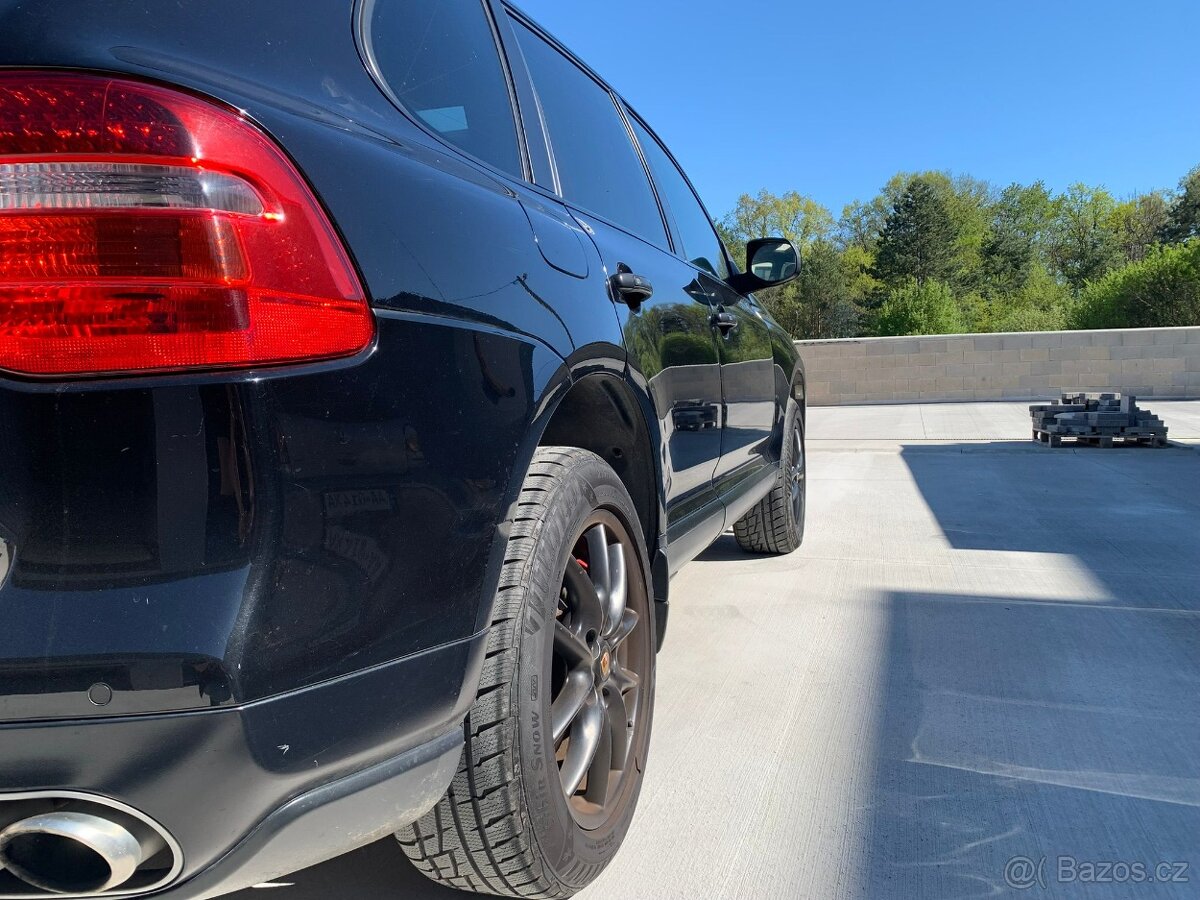 Porsche Cayenne Turbo Tiptronic - 6