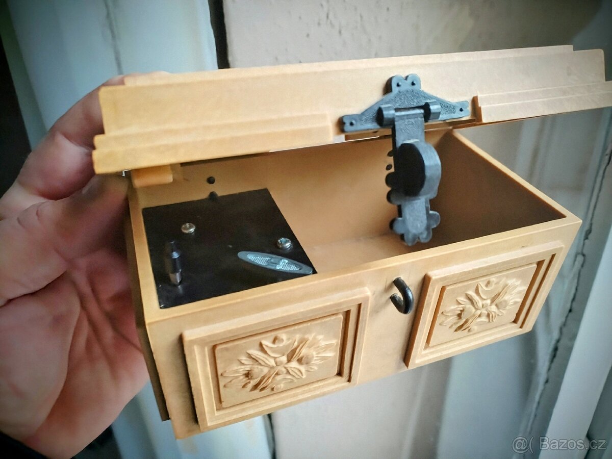 Krásná vintage hrací krabička na poklady SMER ČSSR hrající - 6