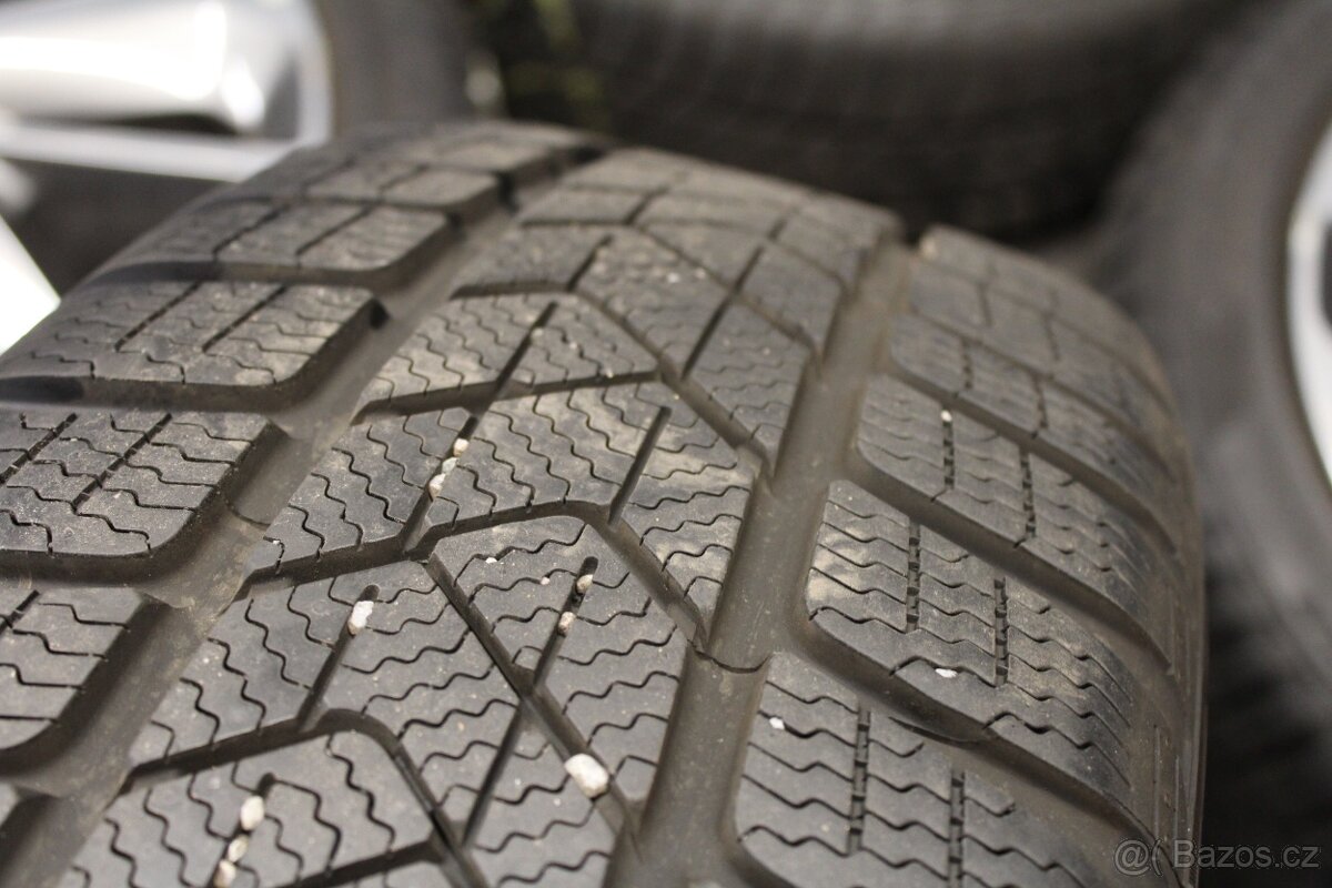 409AS Zimní sada KIA 225/45/18 5x114,3 - 6