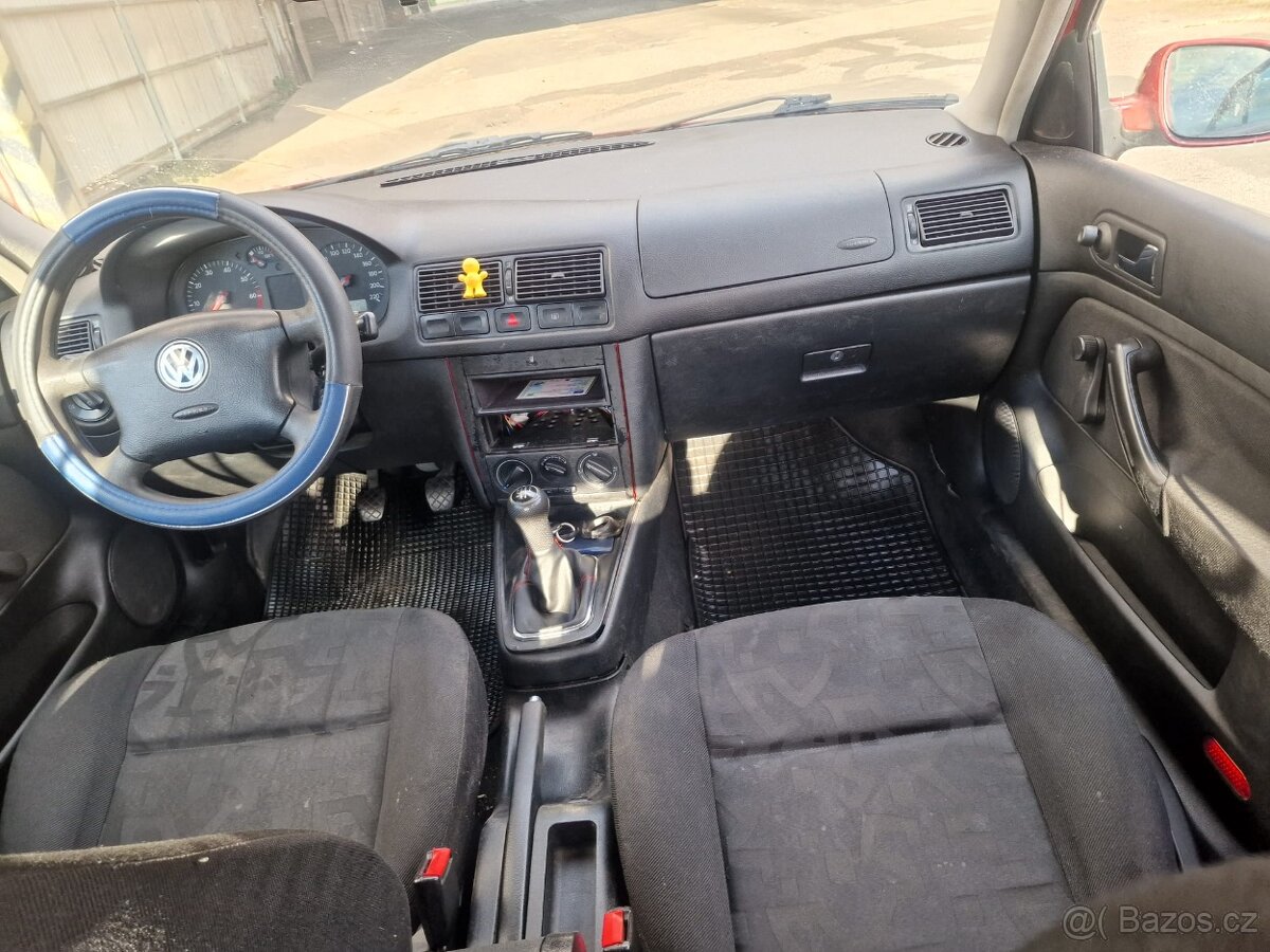 Golf 4 1.4 16v 99, 55kw, , bez koroze, - 6