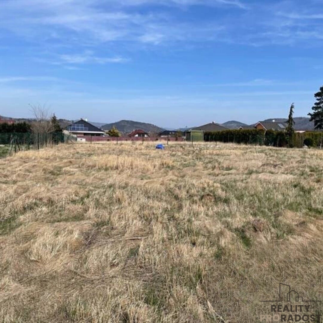 Prodej stavebního pozemku Bavoryně - 6