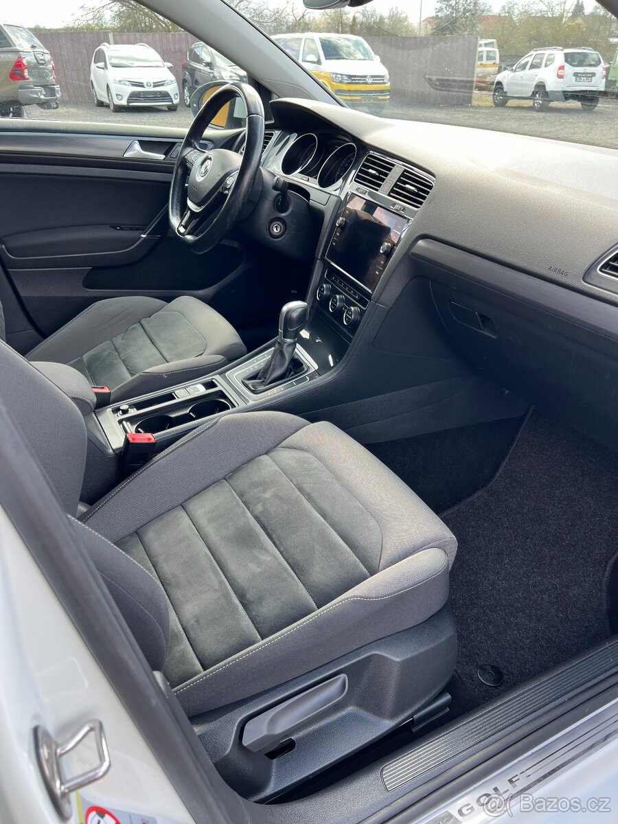 Volkswagen Golf, 1.5 TSI DSG NAVI TAŽNÉ VÝHŘEV 1.M DPH - 6