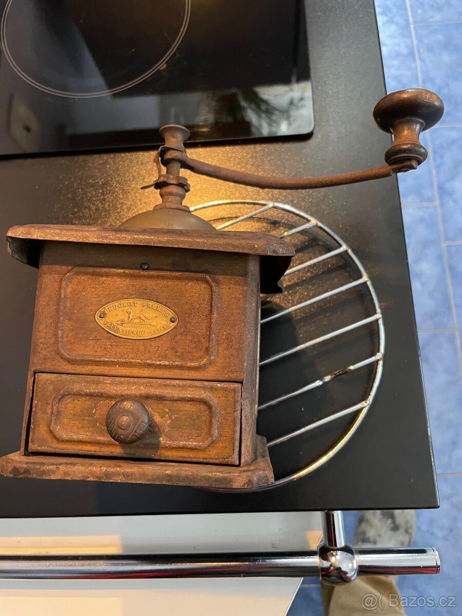 Retro mlýnek na kafe - 6