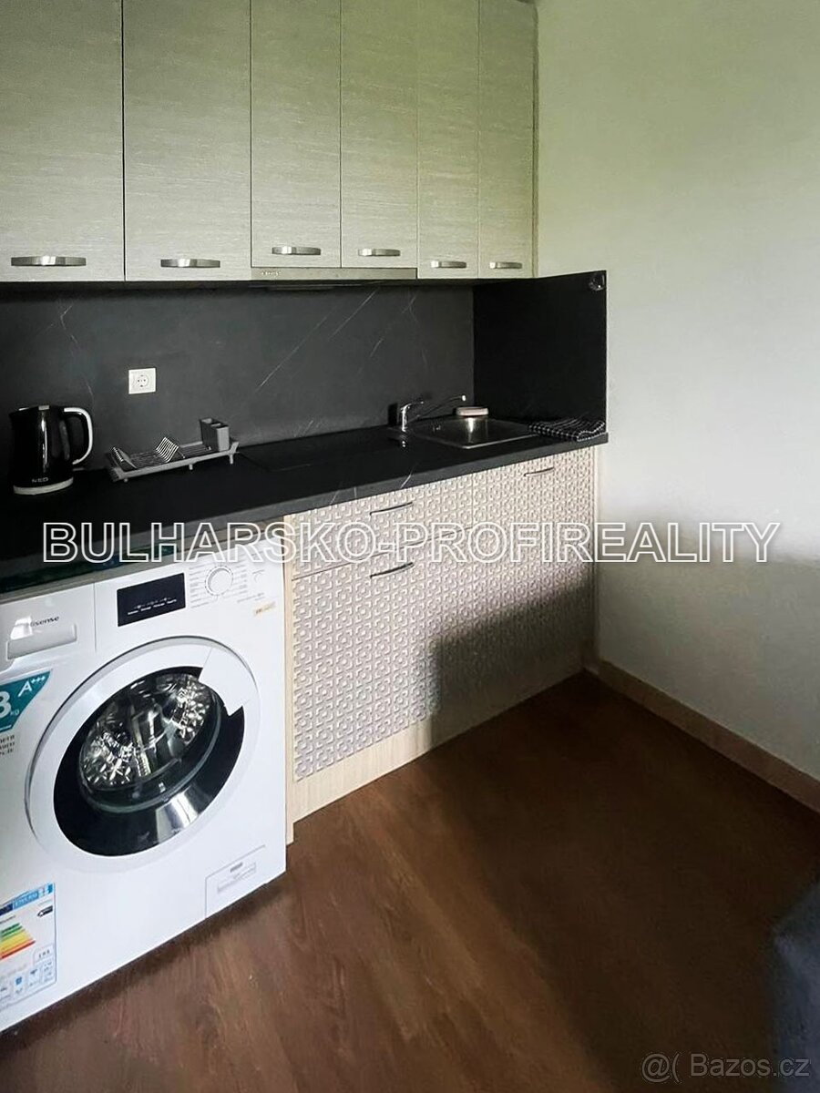 Bulharsko-PROSTORNÉ STUDIO (43 m²) - 6