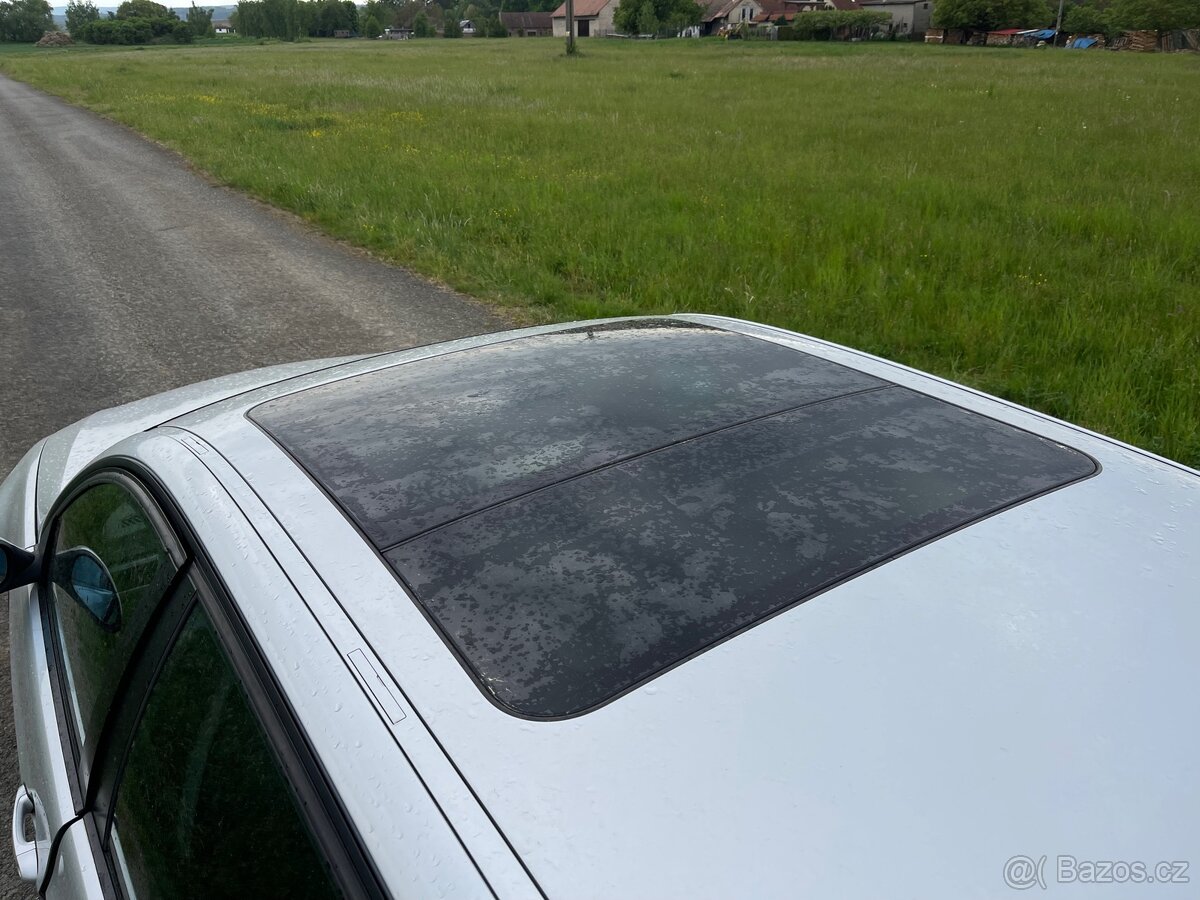 BMW 320d Touring 130 kW – panorama, nová STK, po servisu - 6