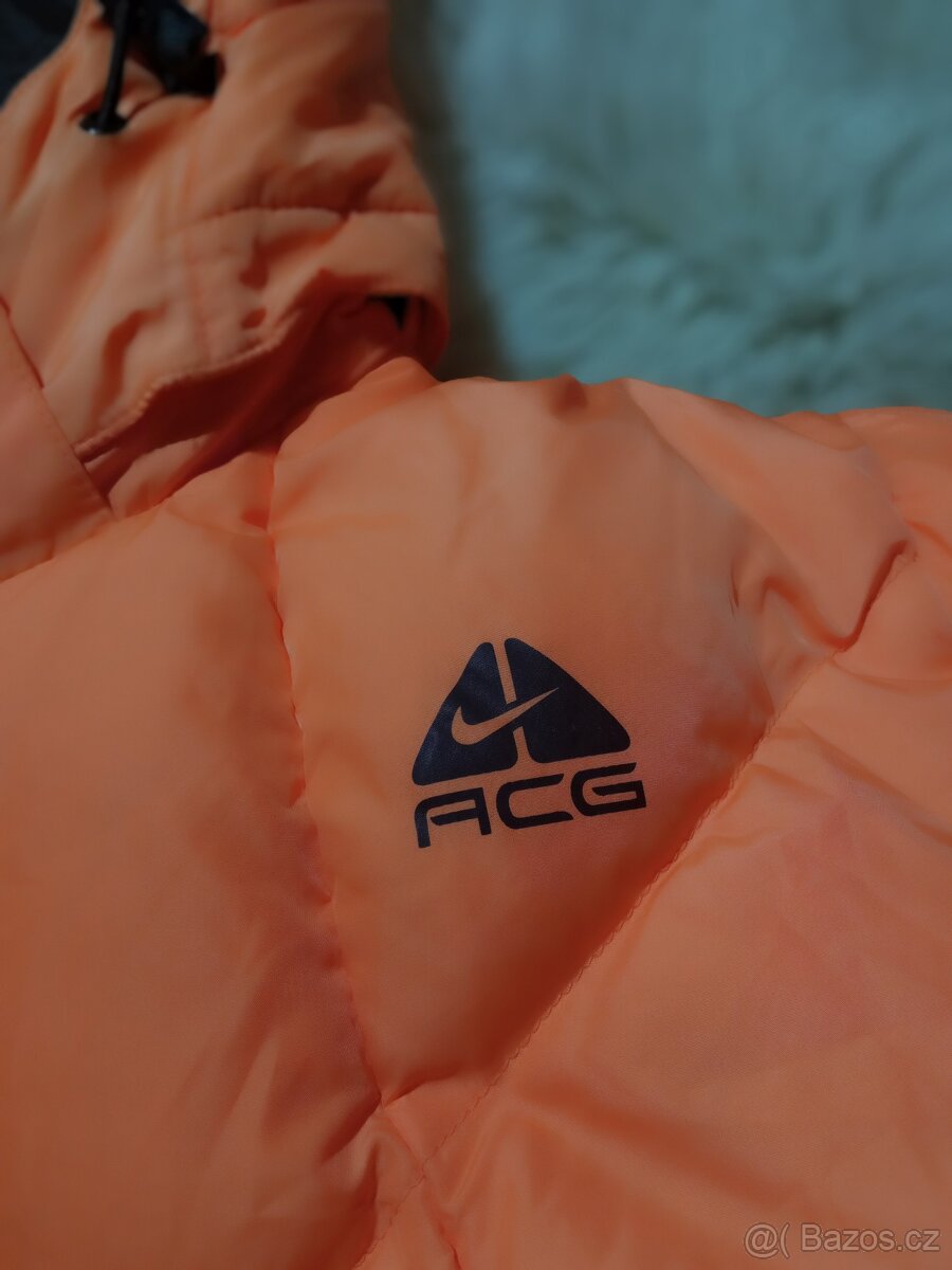 Peřová bunda Nike VEL.L - 6