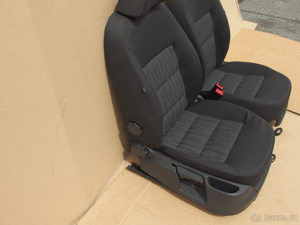 Sada sedaček Škoda Octavia II facelift s airbagy a výhřevem - 6