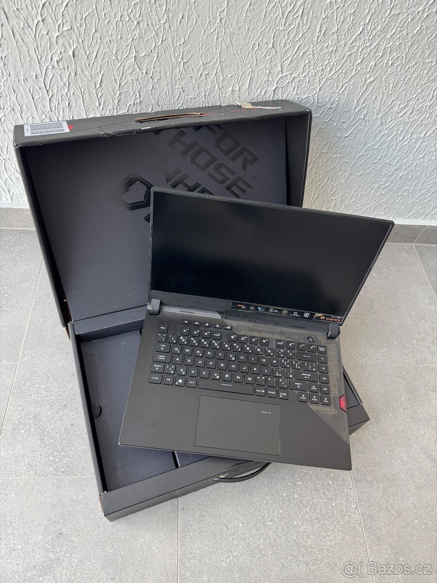 Herní notebook ASUS ROG - 6