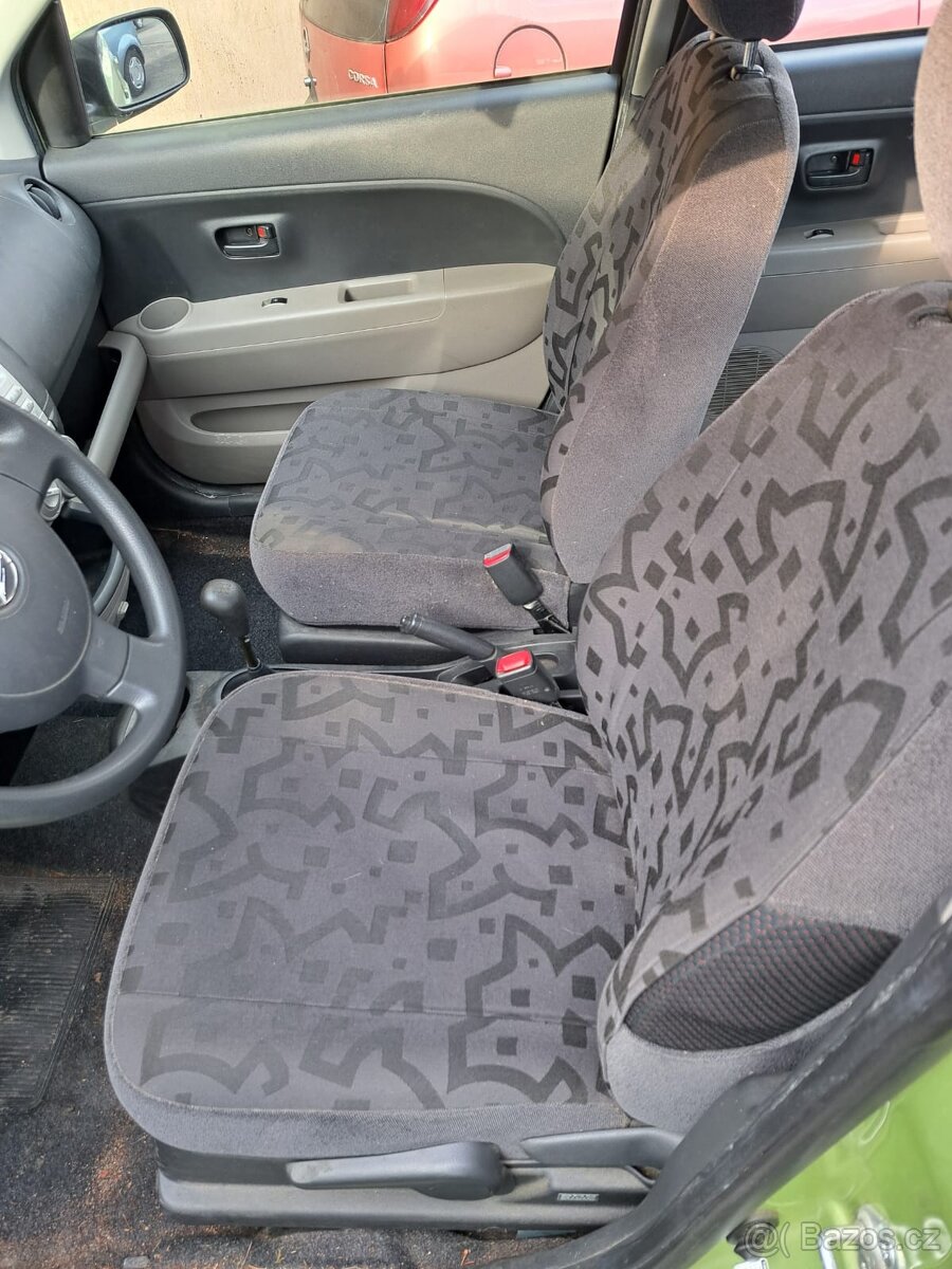 Daihatsu Sirion 1.3 benzín 64kW - 6