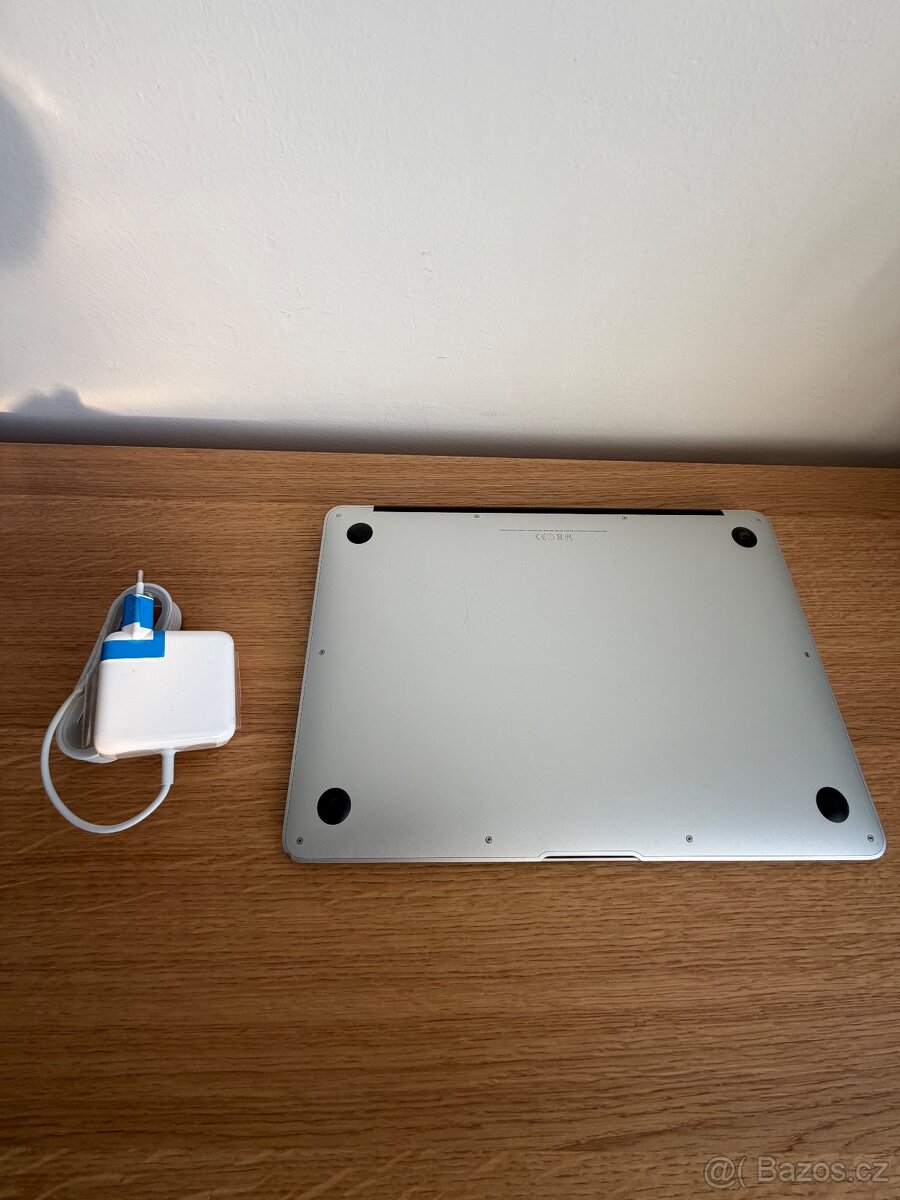 MacBook A1466 air 2015 - 6