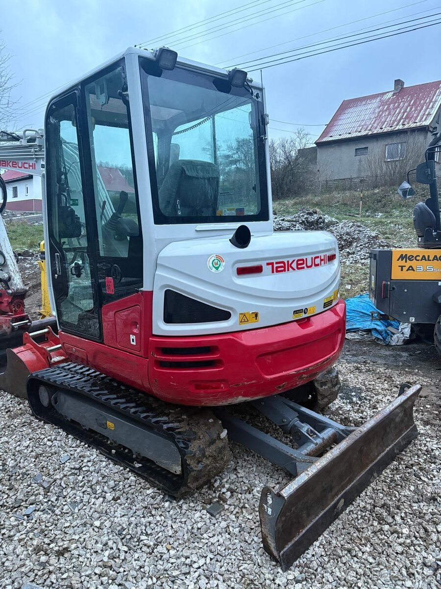 Prodám pásový bagr Takeuchi TB240 POWERTILT - 6