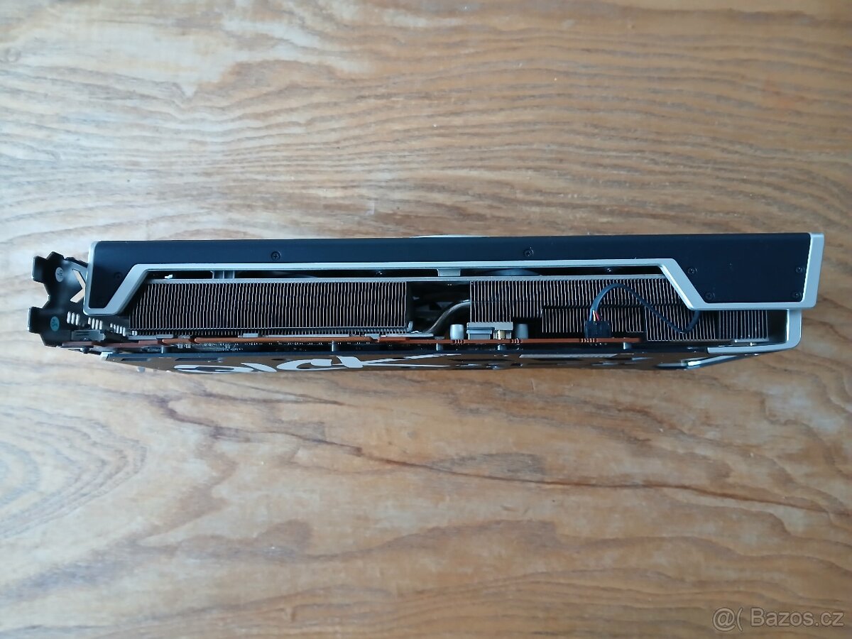 Grafická karta XFX Radeon RX 6700 XT - 6