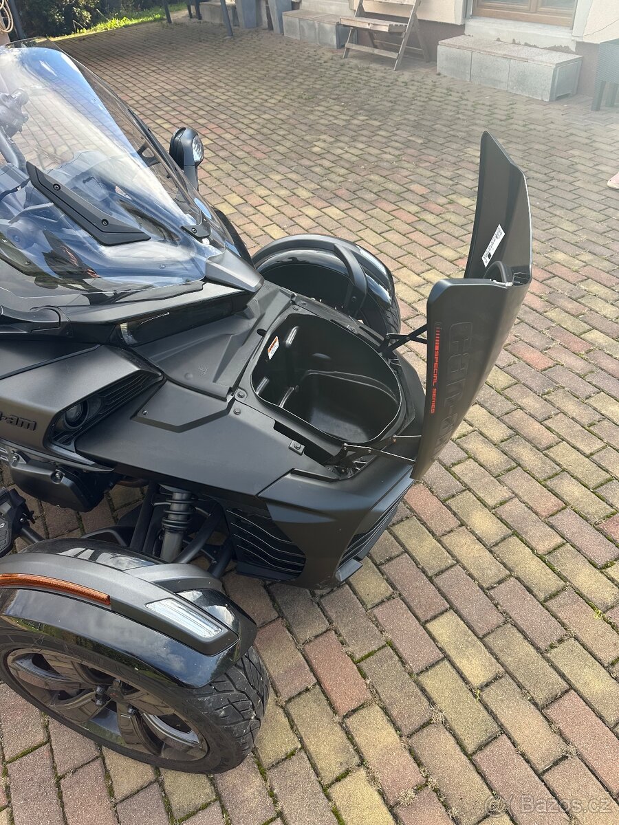 Cam-AM Spyder F3-S - 6