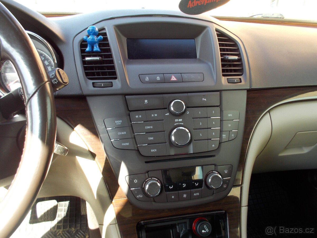 Opel Insignia 2.0CDTI 96kw r.v. 2010 - 6