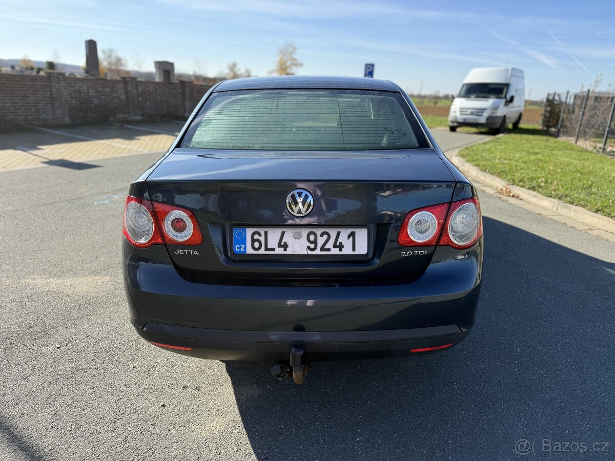 VW Jetta 2.0tdi 100kW •Najeto 261TKM•PůvodČR• - 6