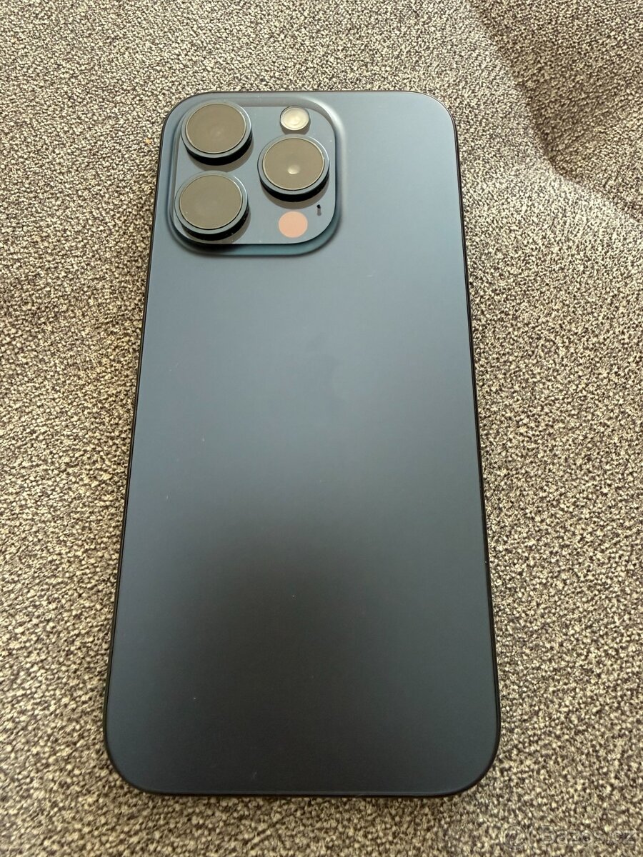 Iphone 15 PRO modrý 256 GB - 6