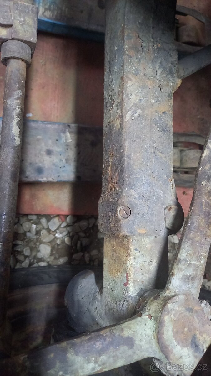 Zetor 25A-přední náprava - 6