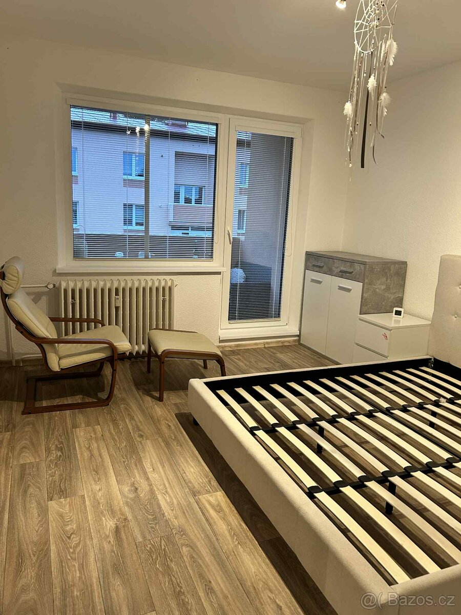 BYT K PRONÁJMU - 6
