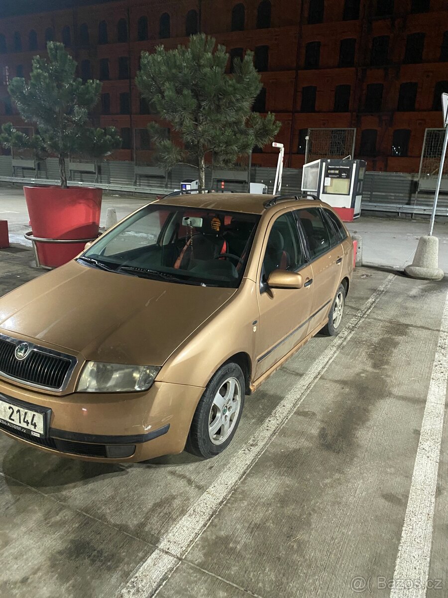 Škoda Fabia 1.4 benzín Elegance Kombi - 6