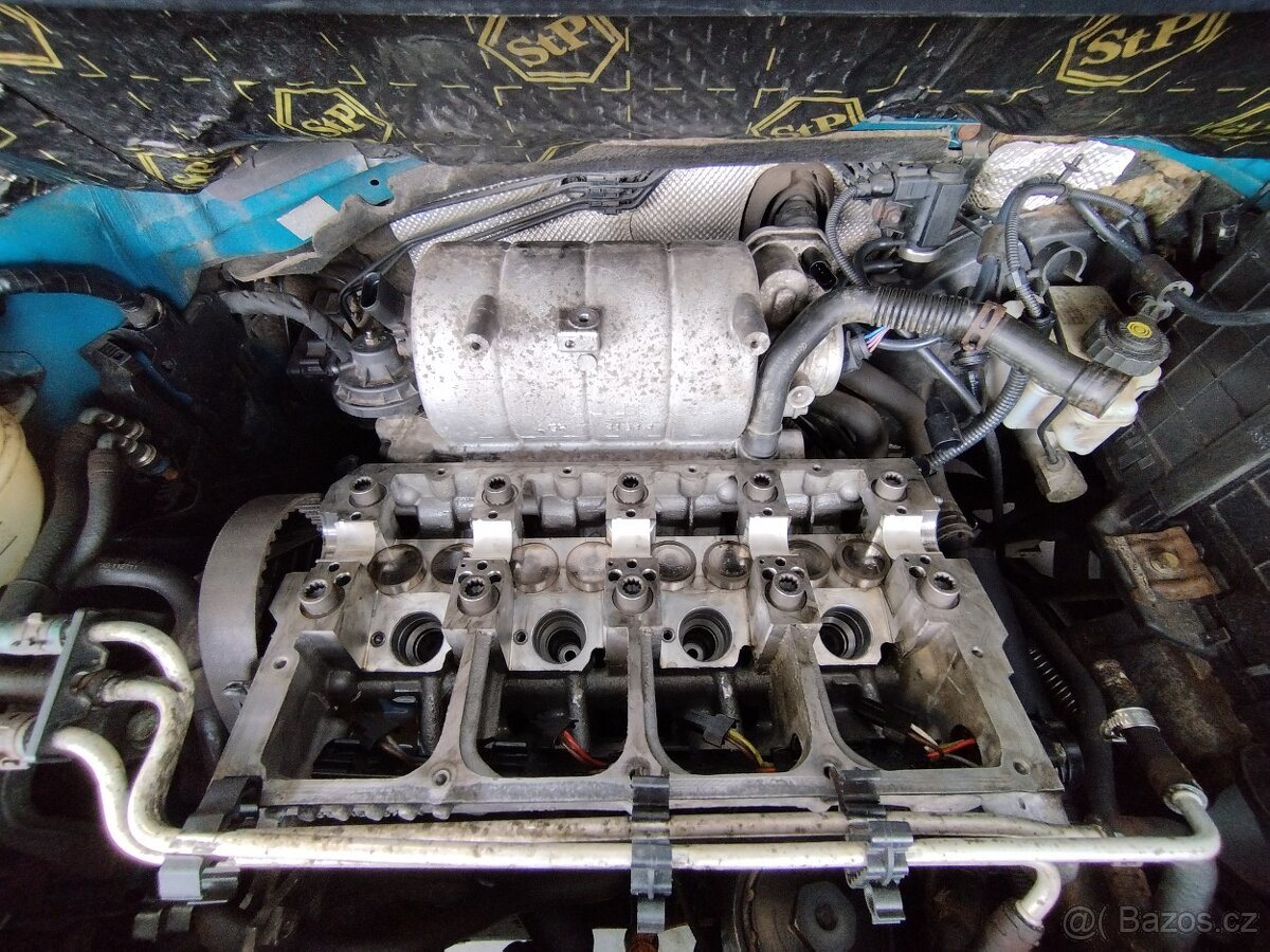 VW Caddy 2.0 SDI Life motor po GO - 6