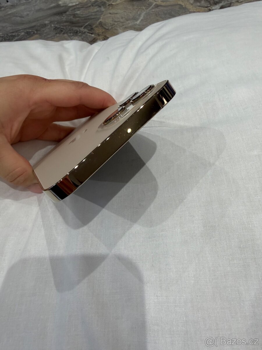 IPhone 12 Pro Max - 256GB - zlatý - super stav - 6