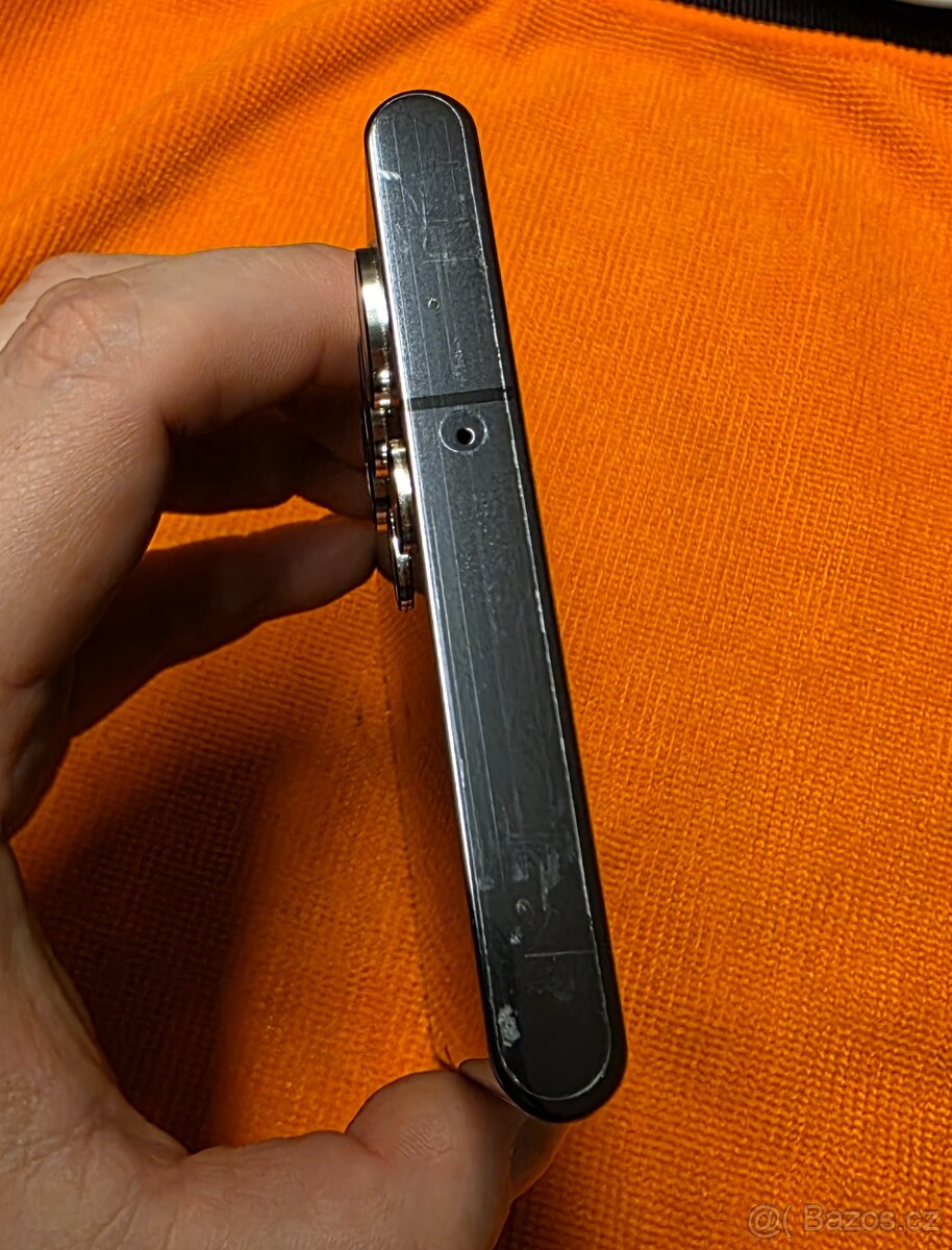 Samsung Galaxy S22 Ultra - 6