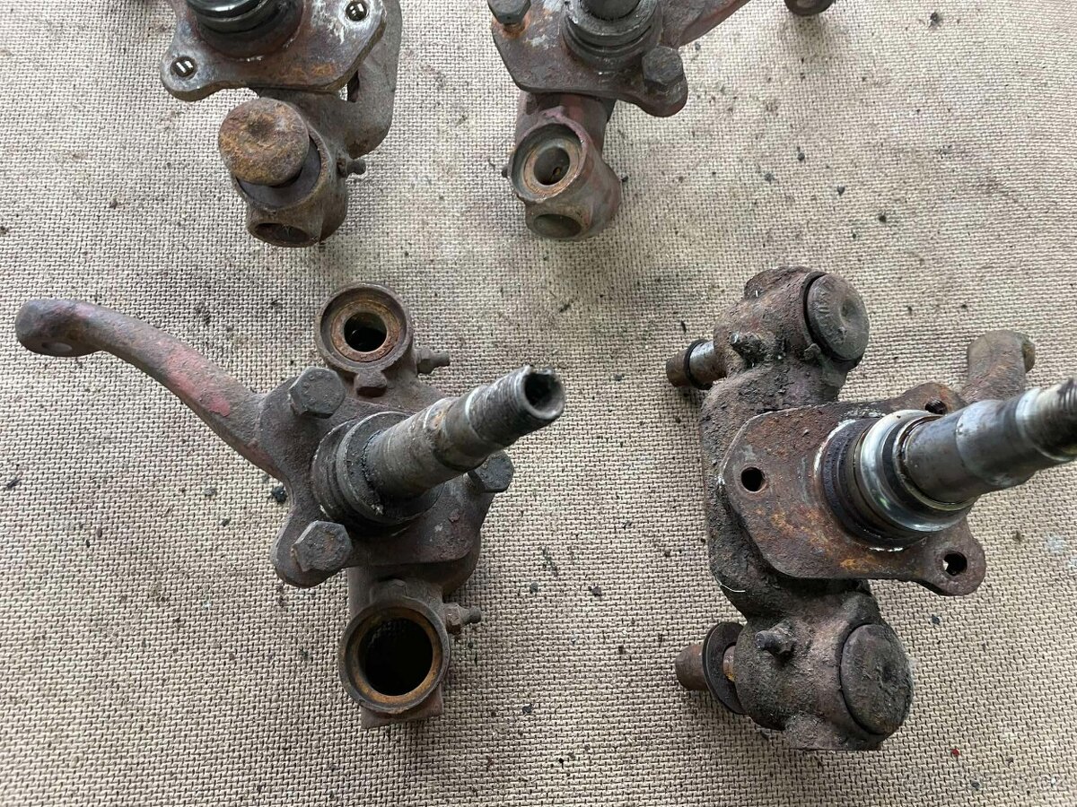 Různé náboje kola - VW Brouk, VW Typ 3 - 6