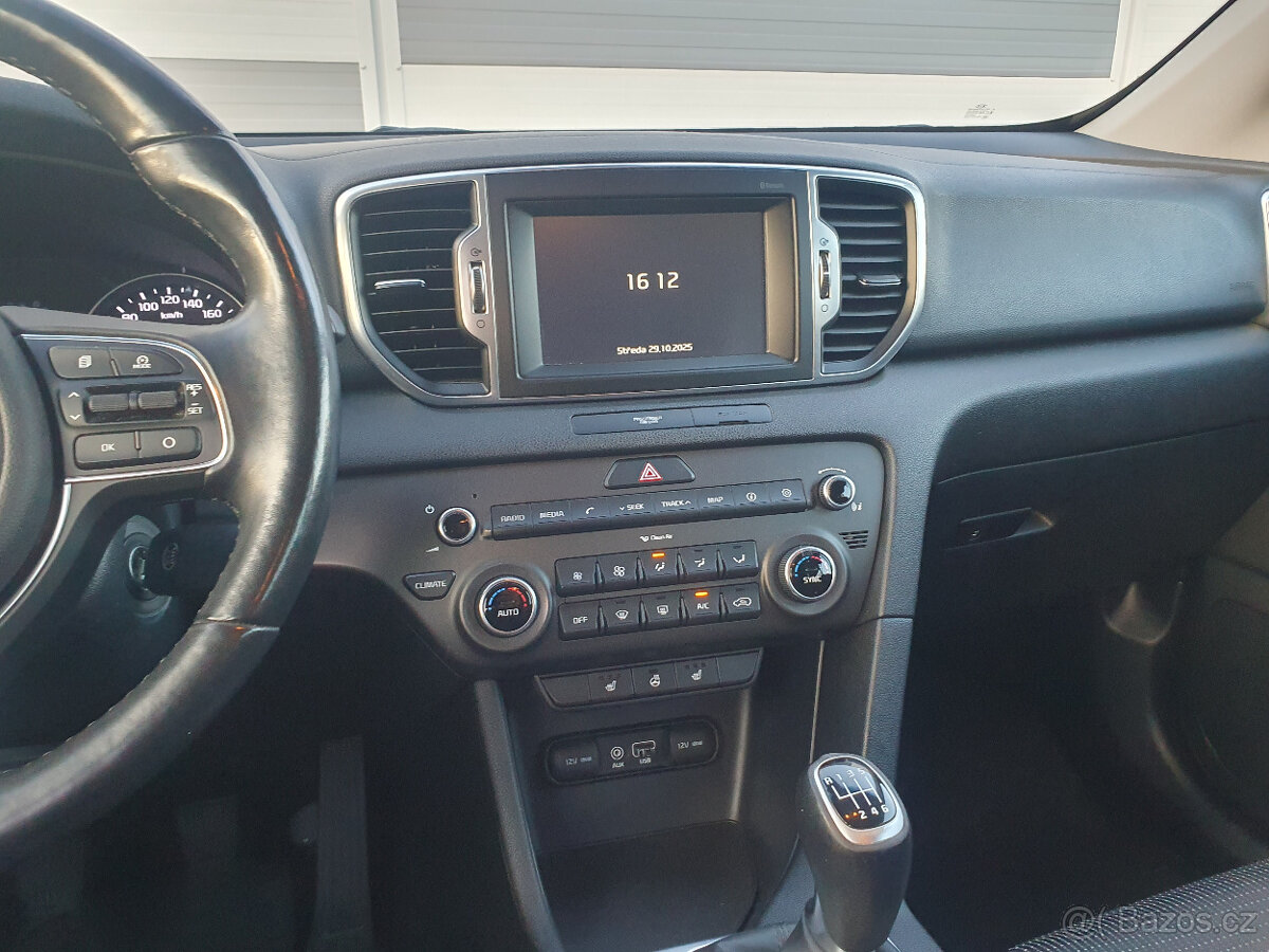 kia sportage 1.7 crdi , 100TIS/KM , 1.MAJITEL ČR - PERFEKT - 6