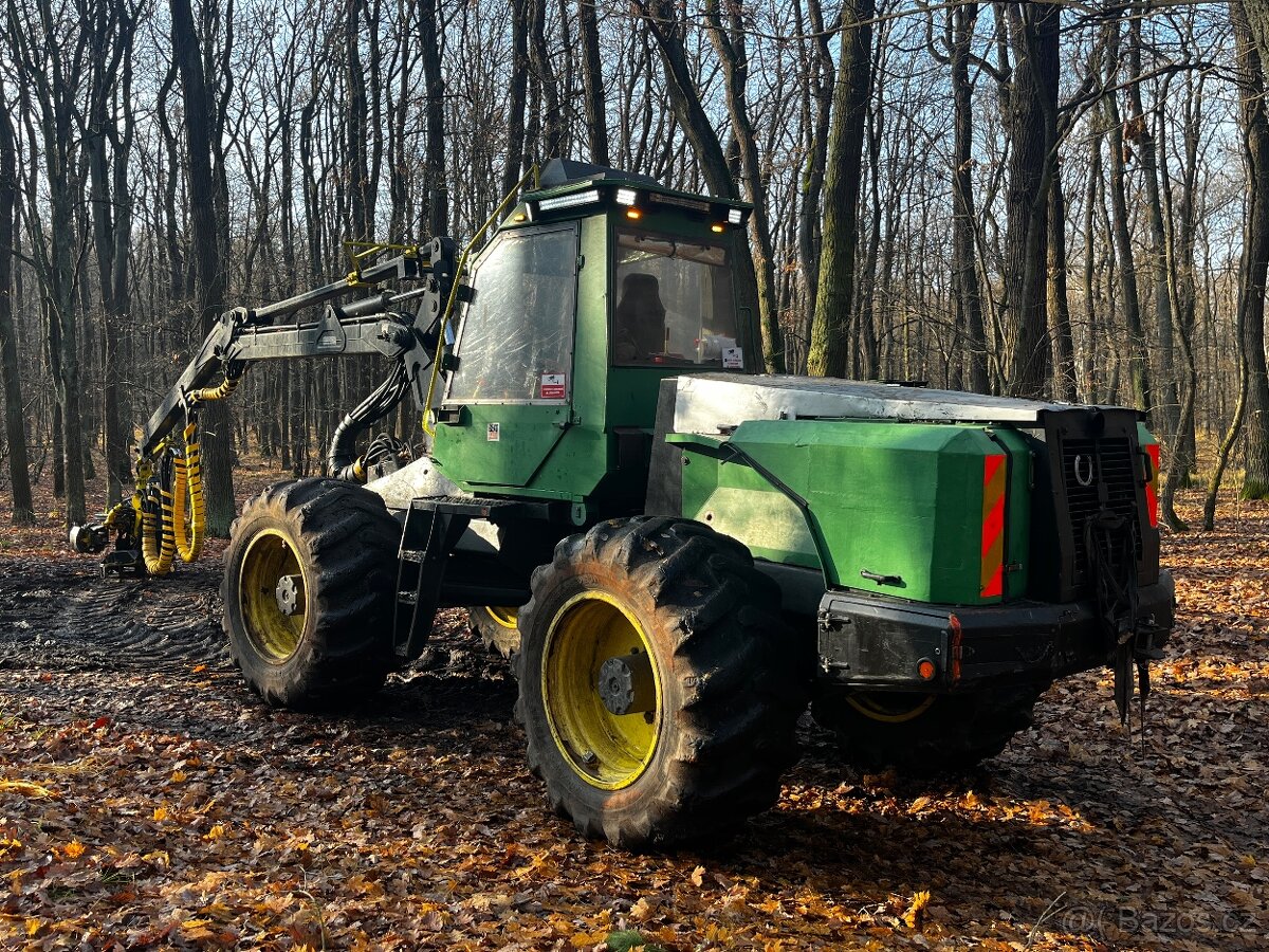Probírkový harvestor Timberjack 870 - 6