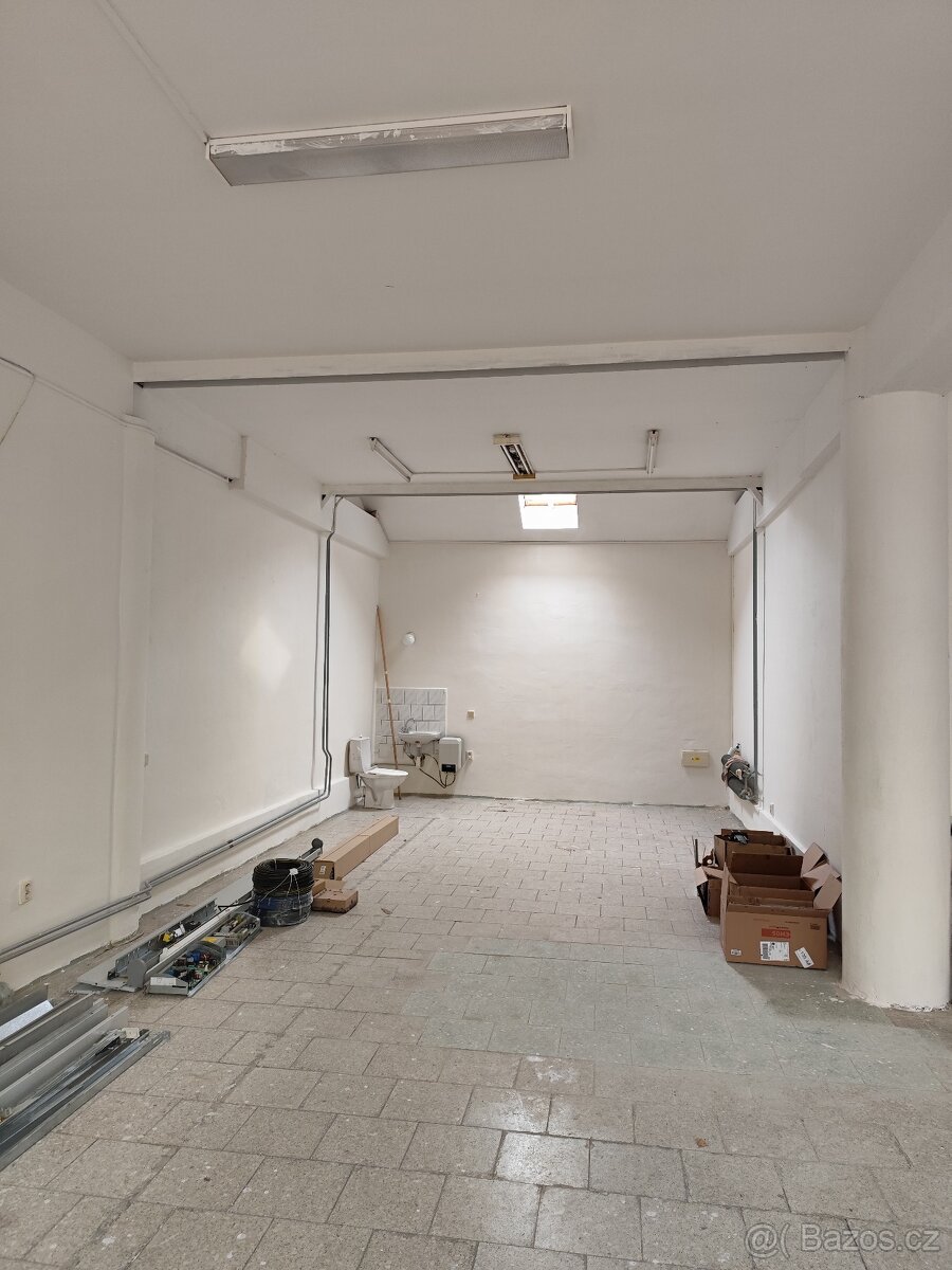 Pronájem , obchodních prostor, Šternberk - 6