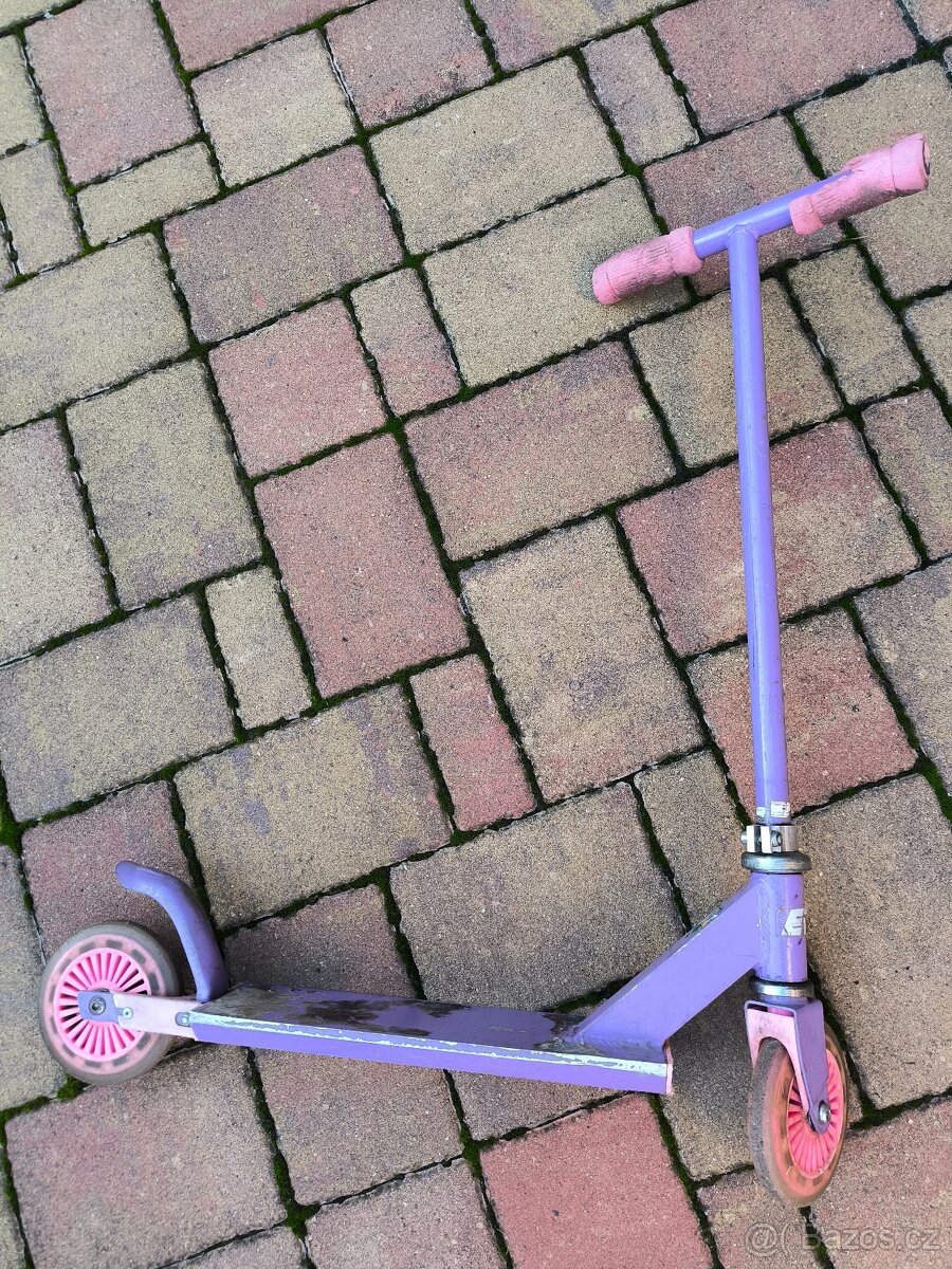 Dětská hliníková koloběžka 72cm - 6