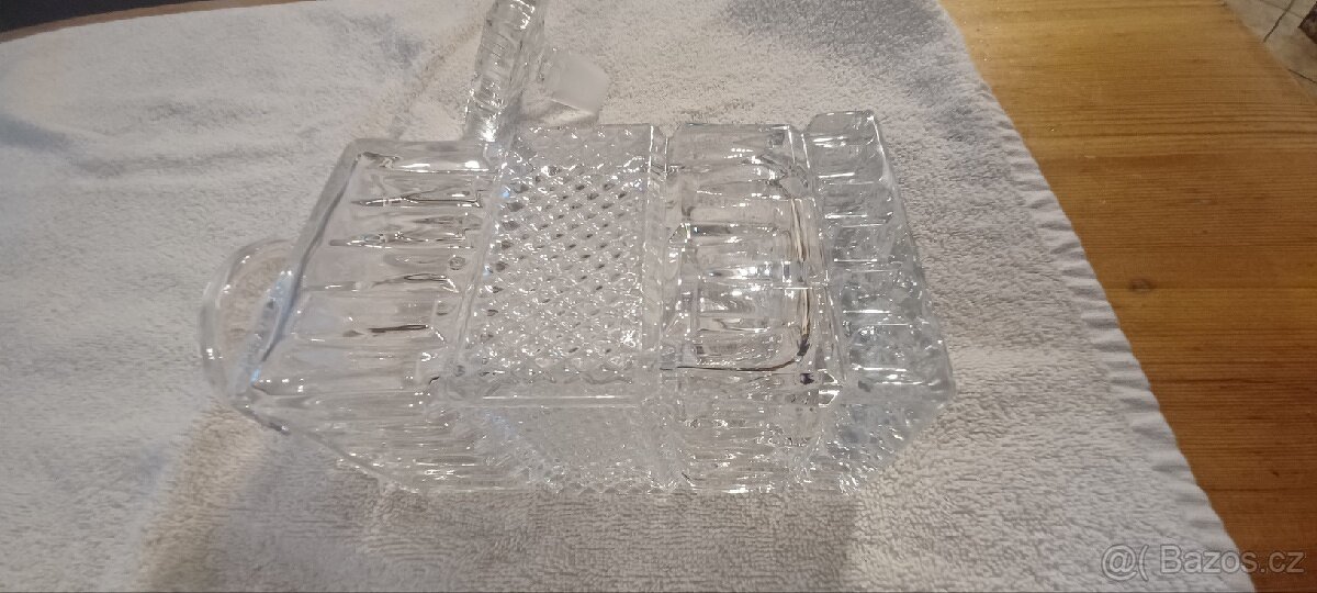 Broušená skleněná karafa - 6