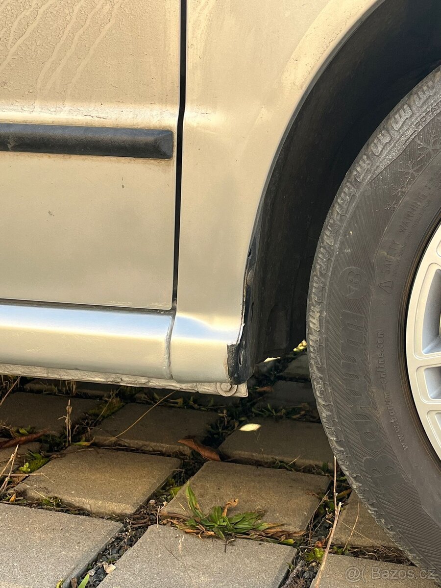 Škoda Fabia 1.4 BENZIN 175 000km Velmi zachovalý stav - 6