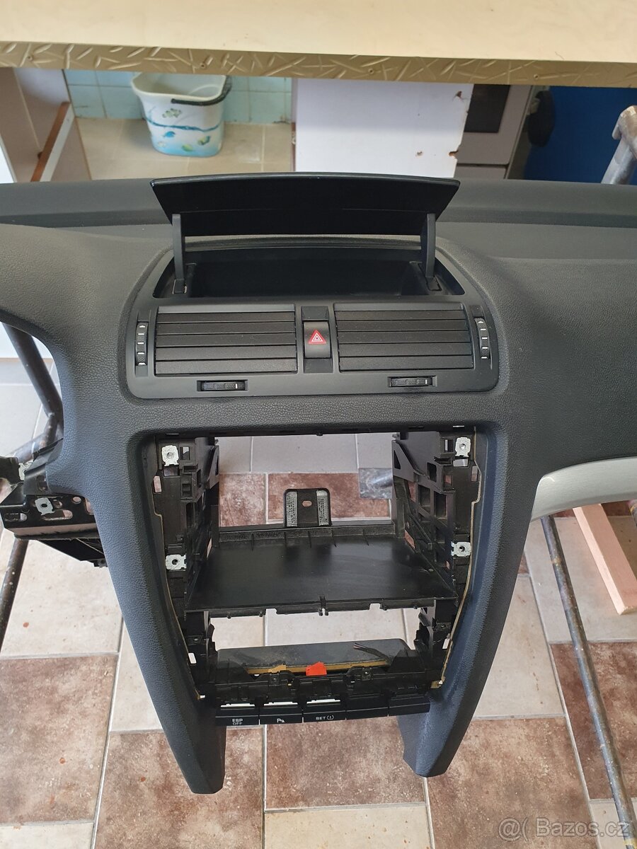 Palubní deska Škoda Octavia 2 - 6