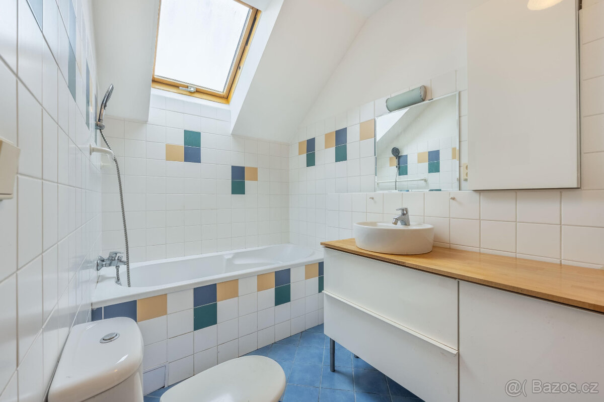 Řadový rodinný dům 5+1 - Satalice - 6