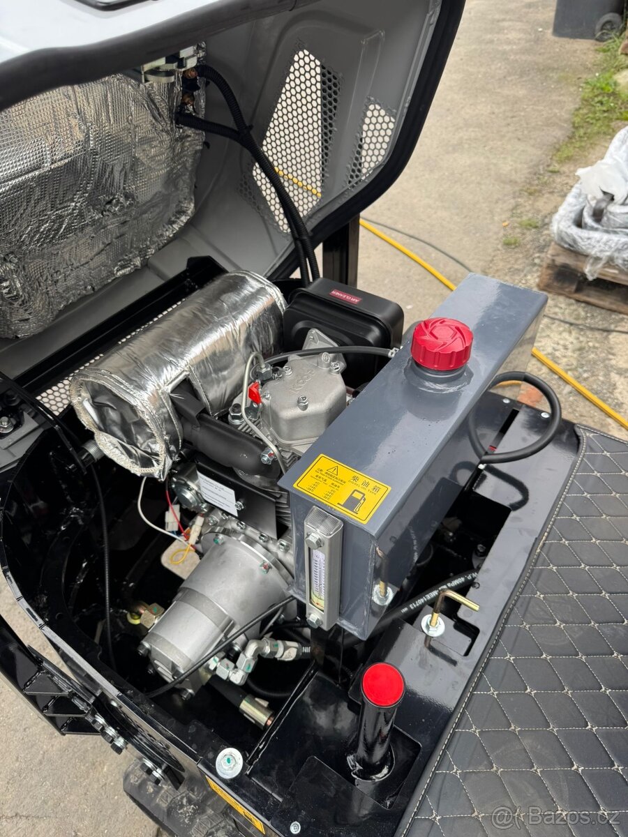 Minibagr s bočními joysticky - AKCE - 6