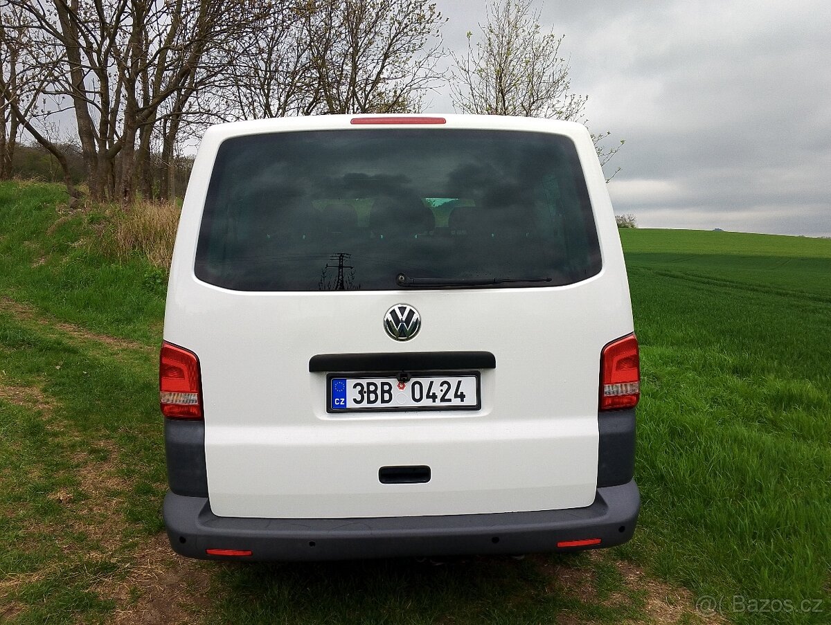 Volkswagen Caravelle 2.0 TDI T5.1 velmi zachovalý - 6