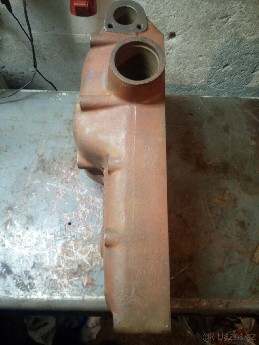 Prodám víko hydrauliky Zetor URI - 6