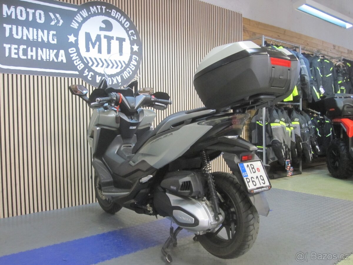 Honda Forza 350A - 6