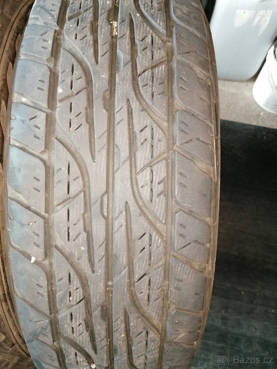 Pneu Dunlop 225/65R17 10H - 6