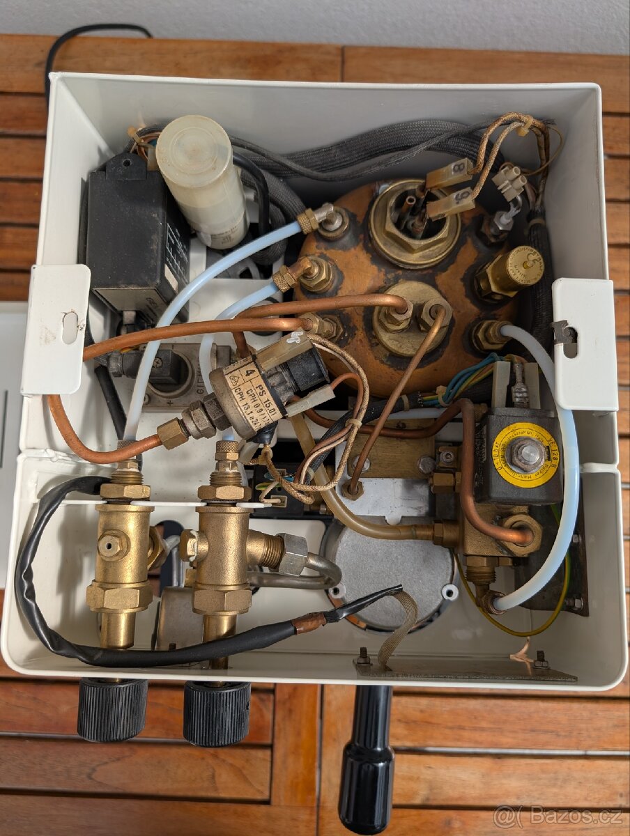 Pákový kávovar Carimali Alfa - 6