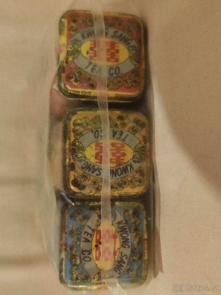 plechovky od čaje 6 ks 60,- Kč - 6