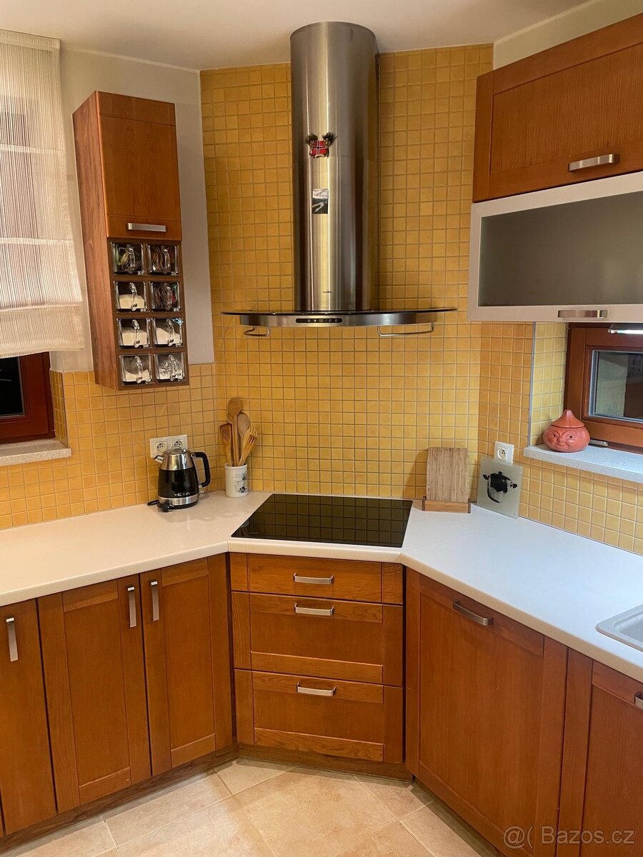 Kompletní kuchyňská linka včetně funkčních spotřebičů - 6