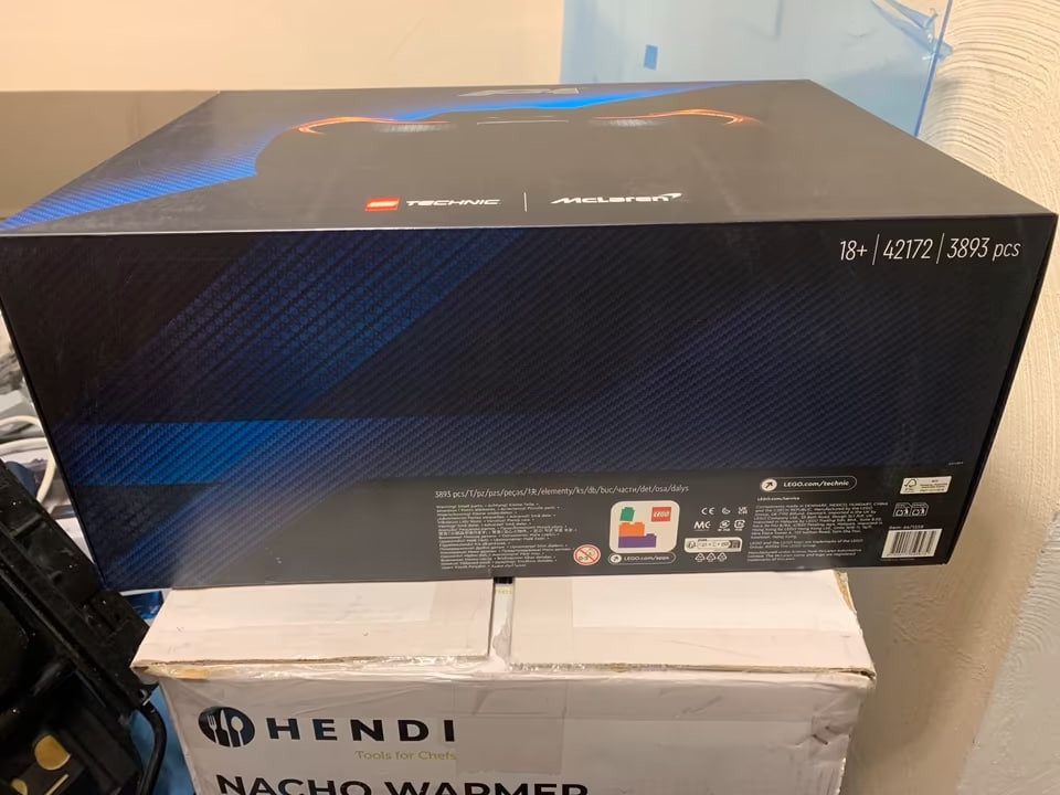 LEGO Technic 42172 McLaren P1 - 6