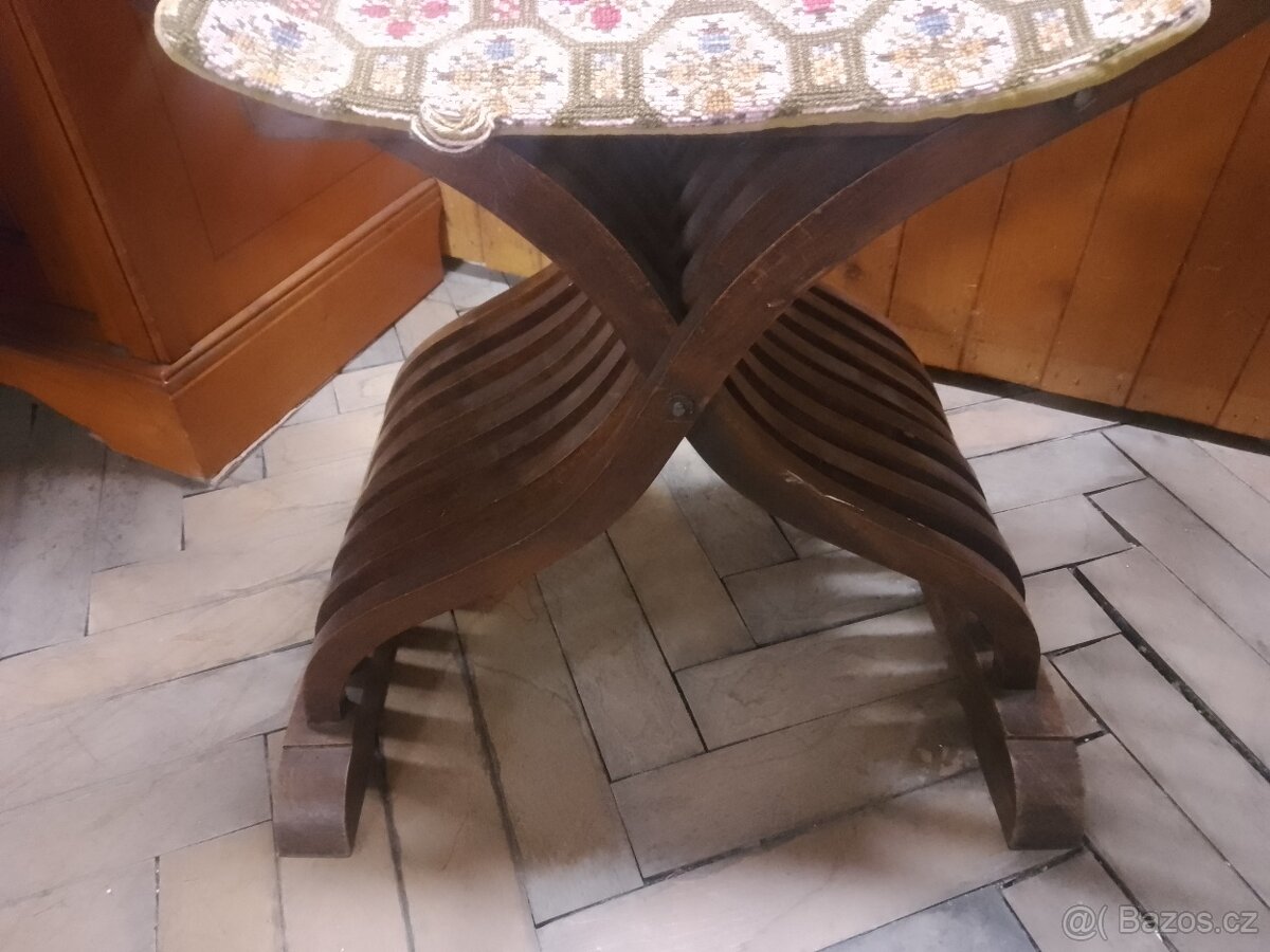 Starožitné křeslo - 6
