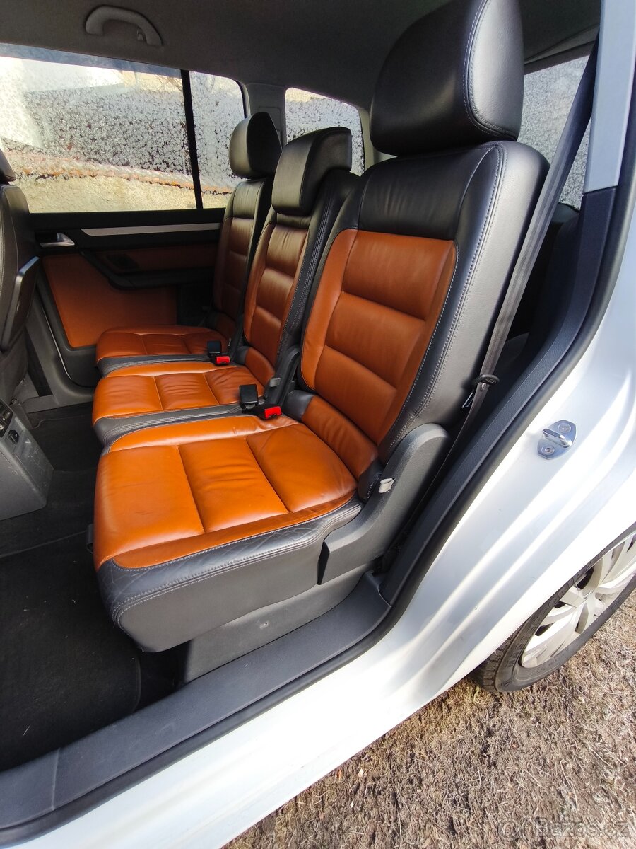 Volkswagen Touran rline 2.0 TDI - 6