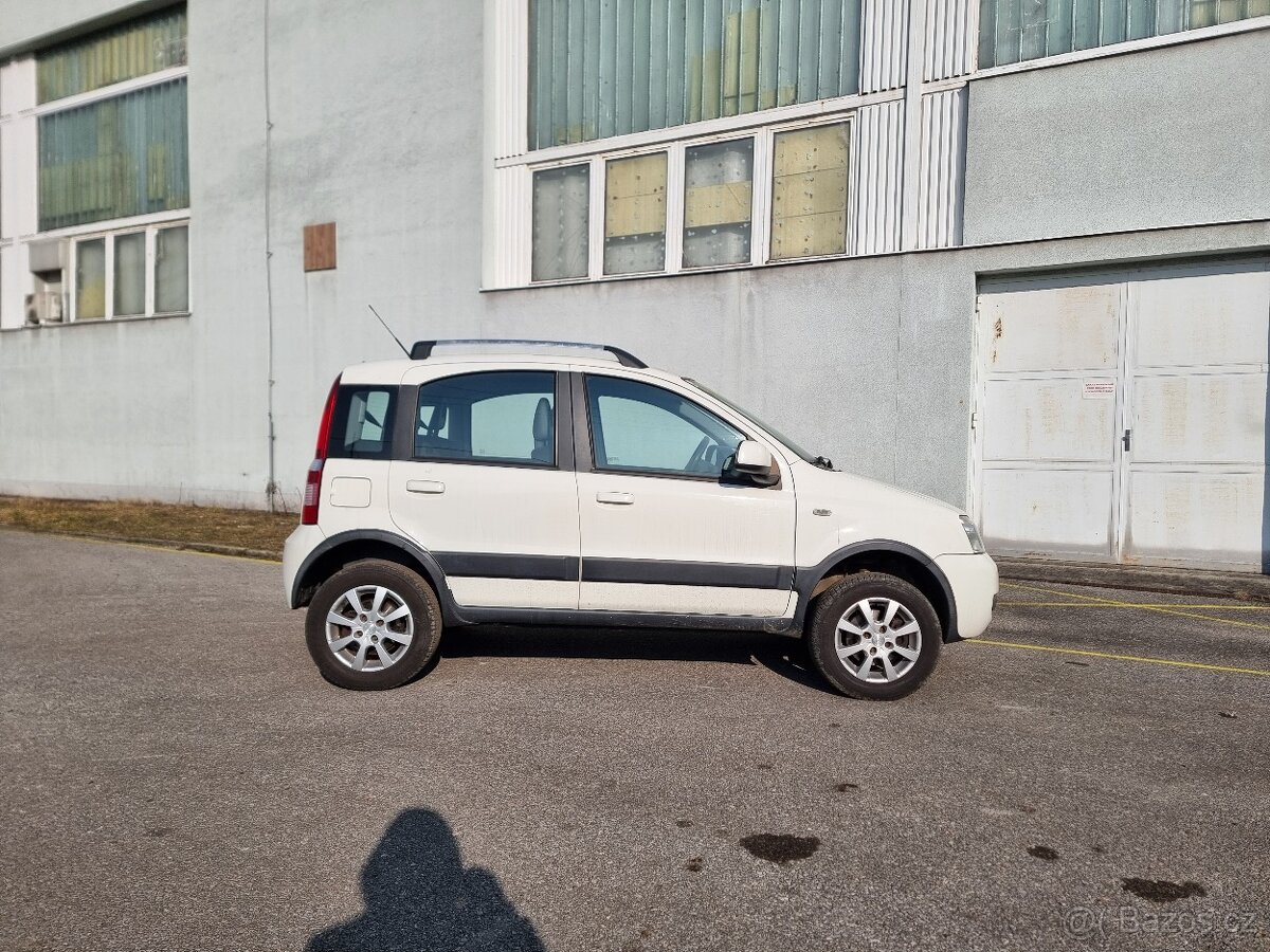 Fiat Panda 1.3D 55kw, 4x4, tažné , klima - 6